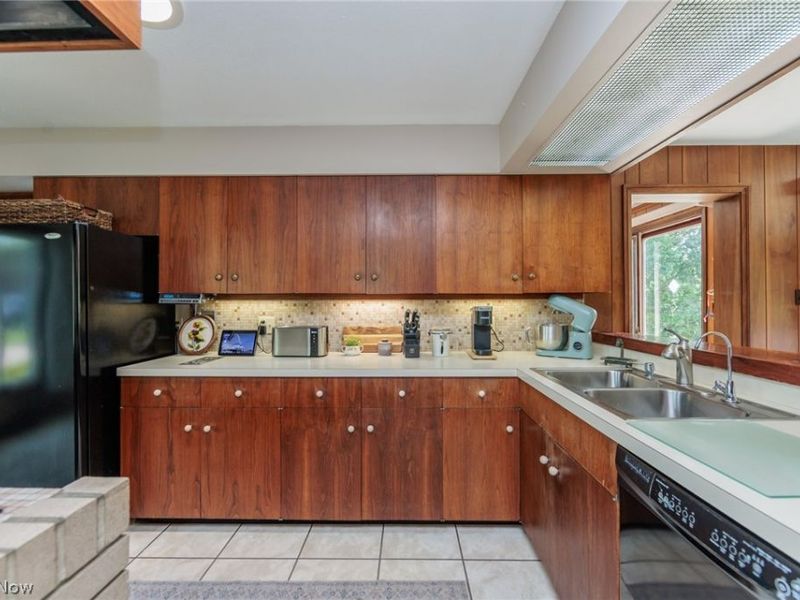 460 Granger Road, Medina, OH 44256 Photo 20