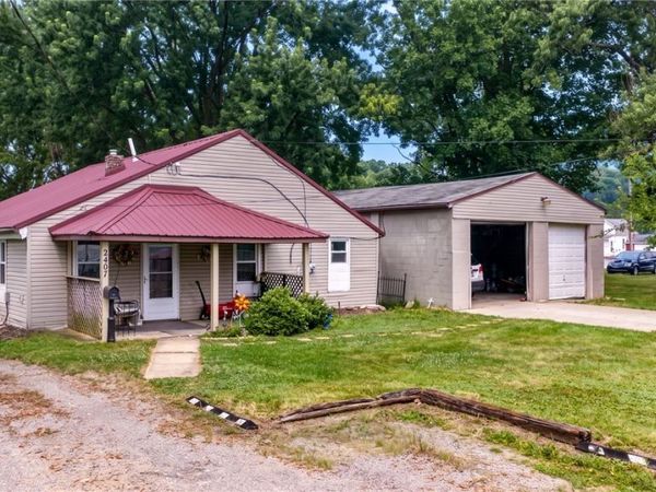 2407 30th Street NE, Canton, OH 44705