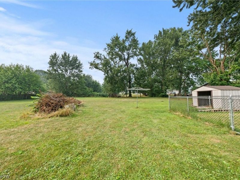2407 30th Street NE, Canton, OH 44705 Photo 15