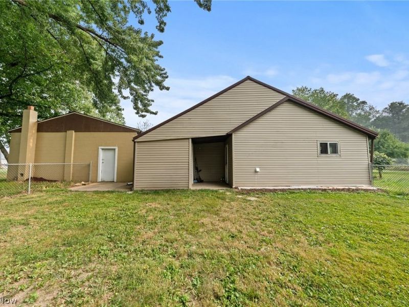 2407 30th Street NE, Canton, OH 44705 Photo 16
