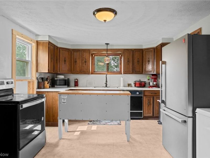 2407 30th Street NE, Canton, OH 44705 Photo 27