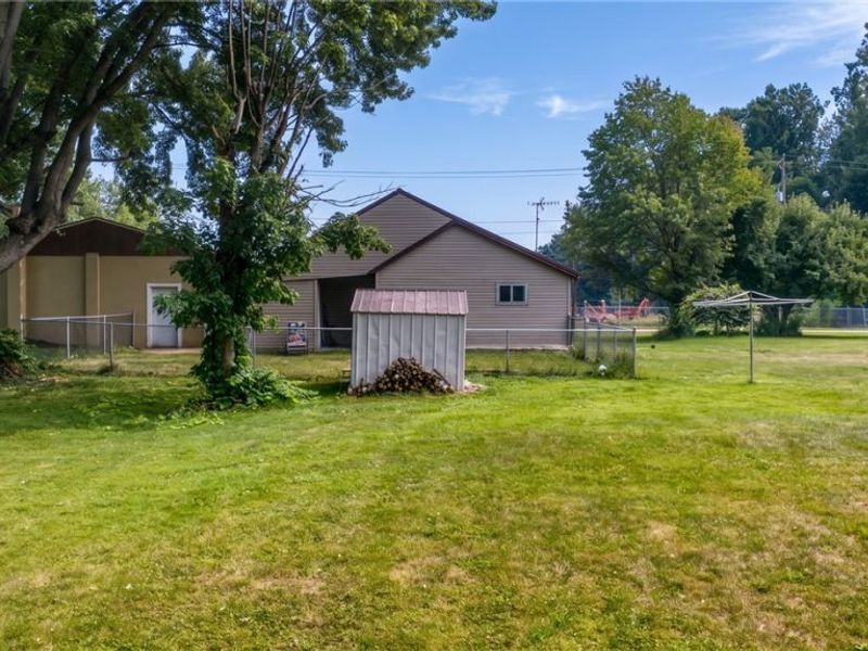 2407 30th Street NE, Canton, OH 44705 Photo 9