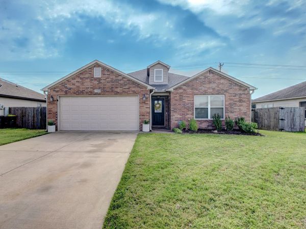 1900 Viburnum St., North Little Rock, AR 72117