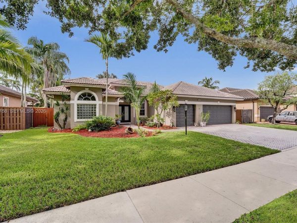 16366 N Mariposa Cir N , Pembroke Pines, FL 33331