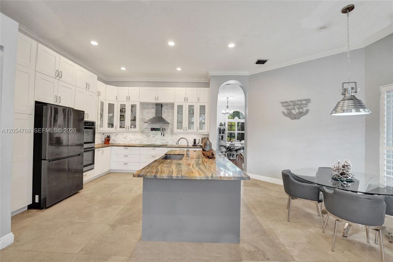 16366 N Mariposa Cir N , Pembroke Pines, FL 33331 Photo