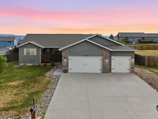 22965 MORNINGLIGHT DR, Rapid City, SD 57703