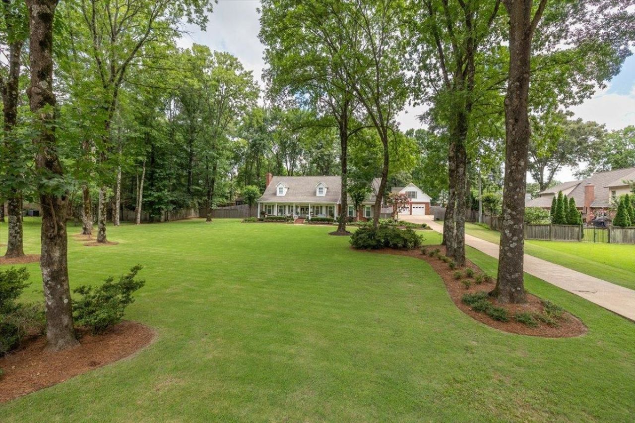 10250 BARN HILL DR Collierville, TN 38017