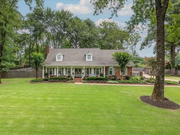 10250 BARN HILL DR, Collierville, TN 38017