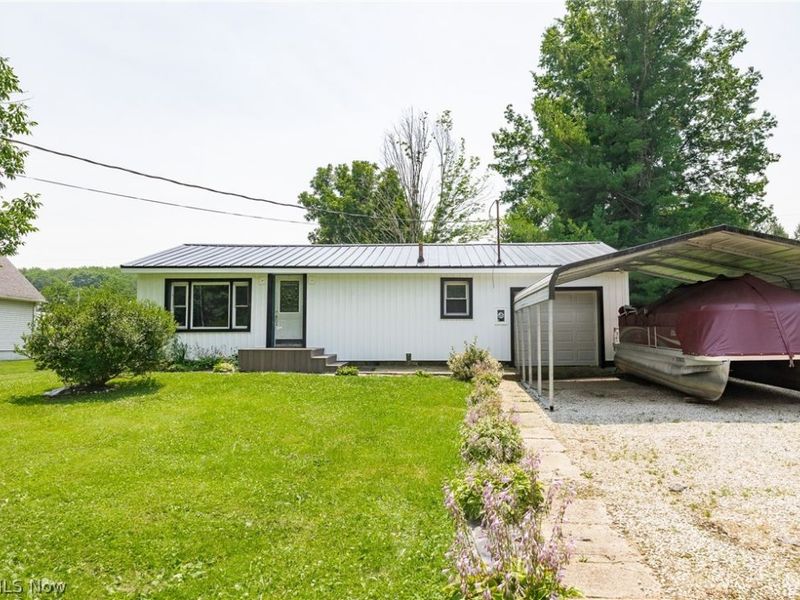6102 Vale View Drive SW, Sherrodsville, OH 44675 Photo 24