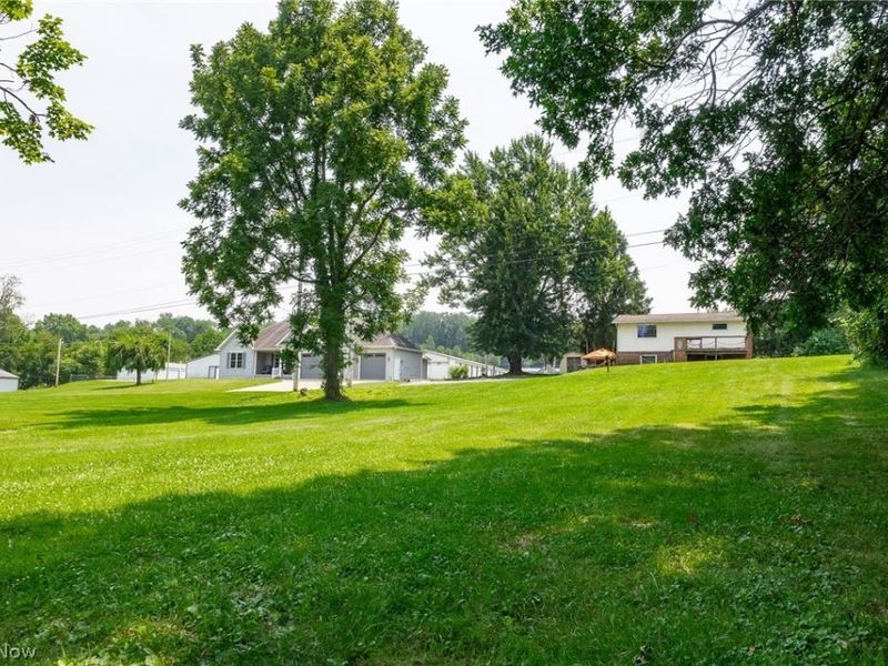 6102 Vale View Drive SW, Sherrodsville, OH 44675 Photo 31