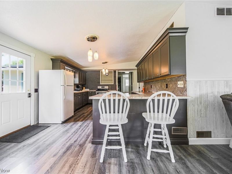 6102 Vale View Drive SW, Sherrodsville, OH 44675 Photo 7