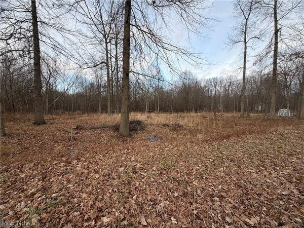 W Nevada Avenue , Sebring, OH 44672