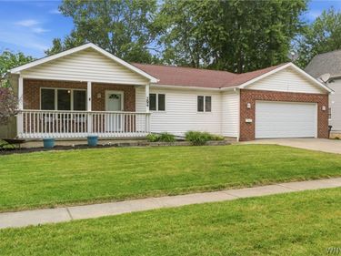 294 Daniel Drive , North Tonawanda, NY 14120