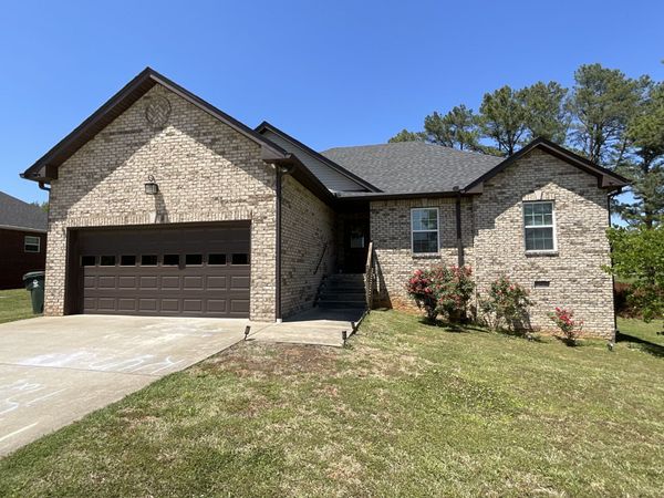 406 Hobbs Dr , White House, TN 37188