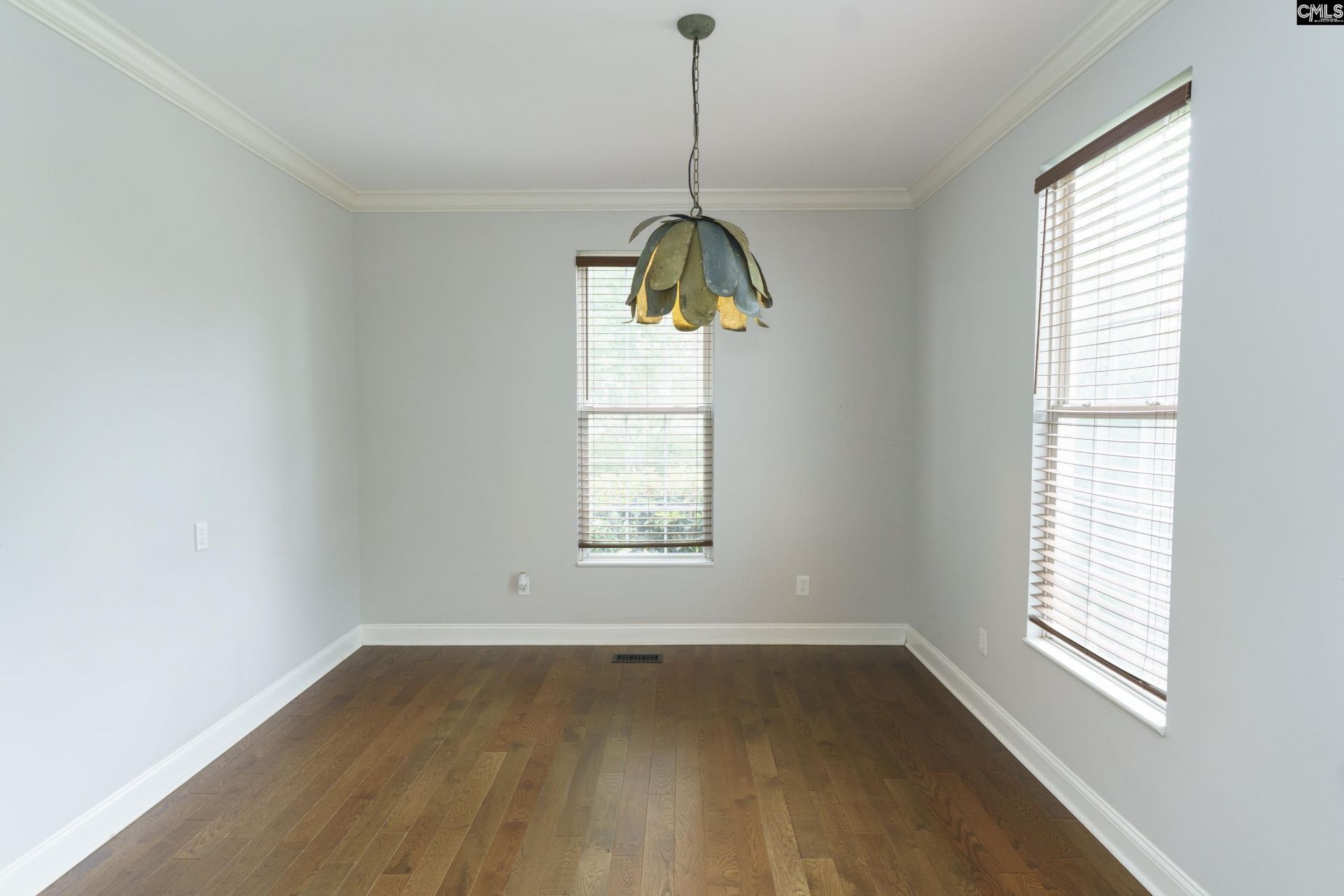 421 Dutchman Shores Circle Photo 10