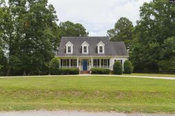 421 Dutchman Shores Circle photo 4