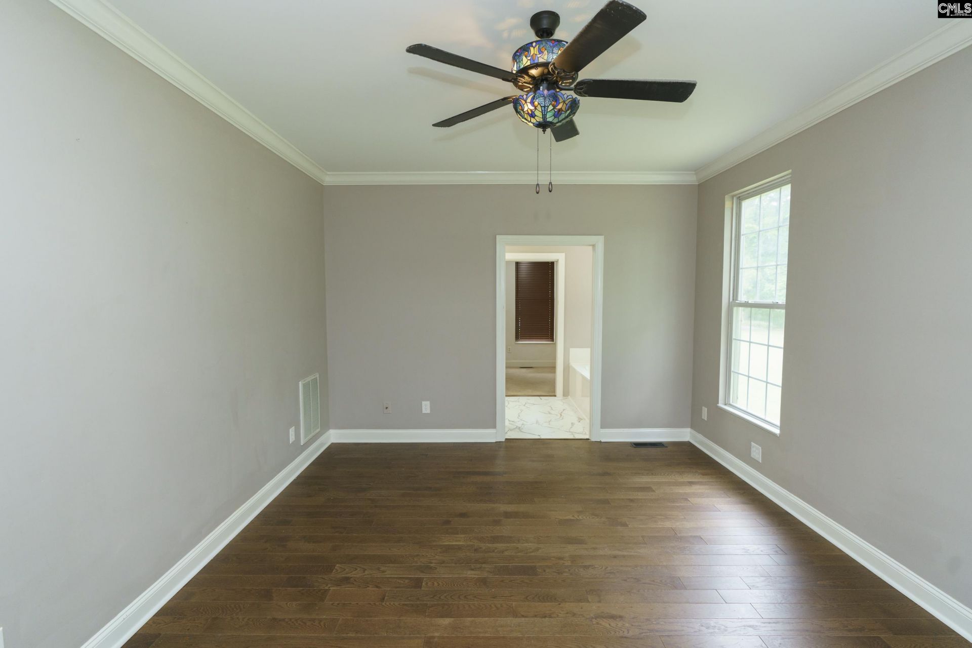 421 Dutchman Shores Circle Photo 31