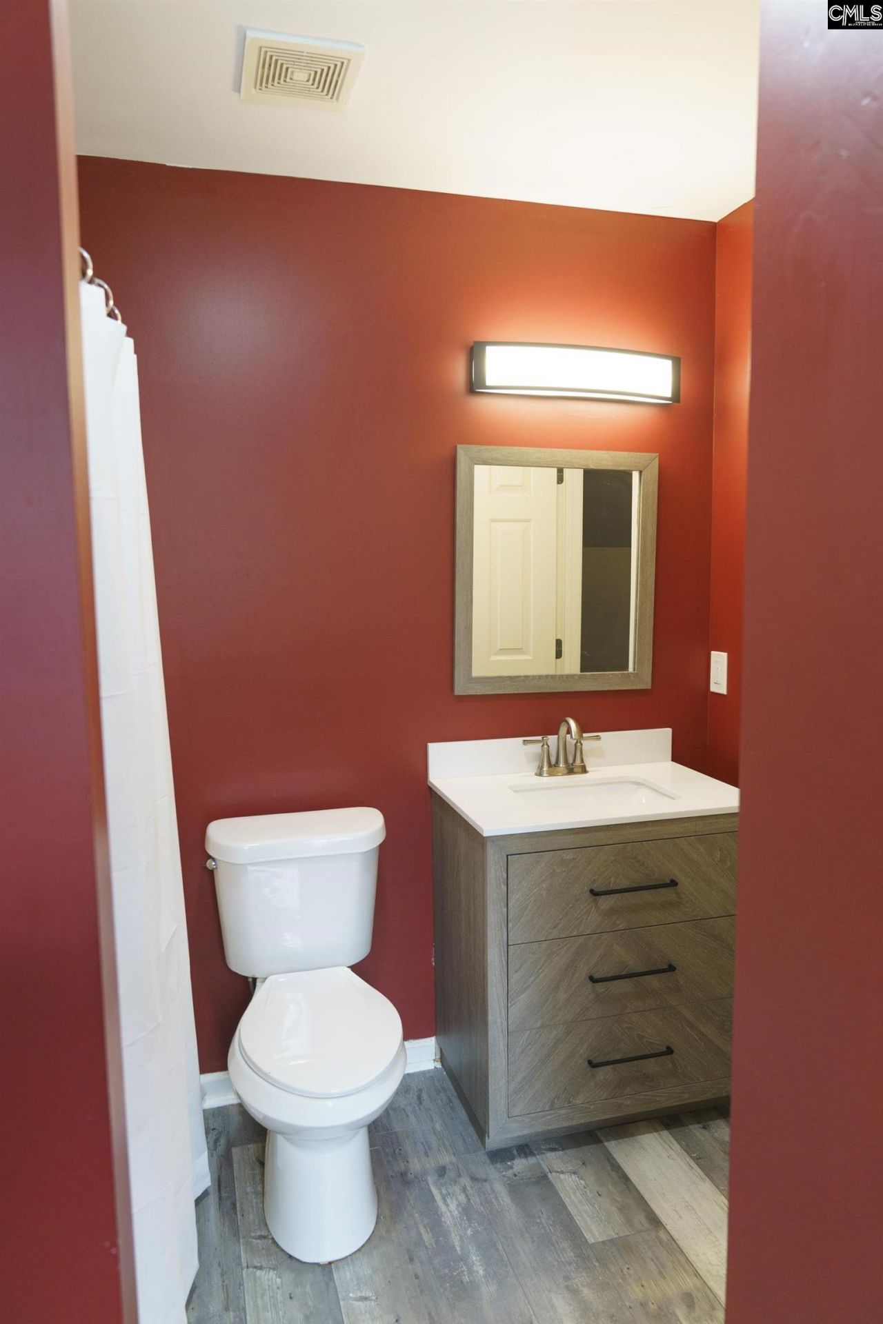 421 Dutchman Shores Circle Photo 44