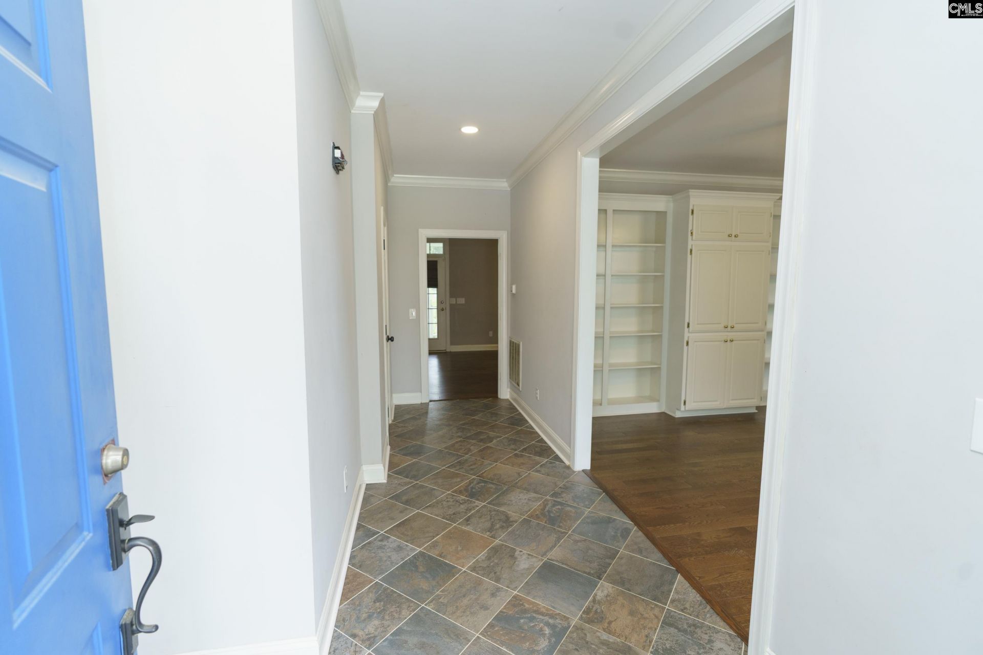 421 Dutchman Shores Circle Photo 8