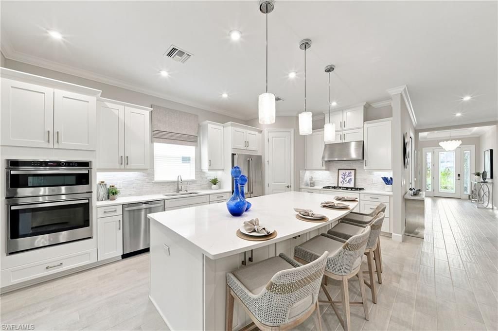 8884 Scarlotti Pl , Naples, FL 34119 Photo