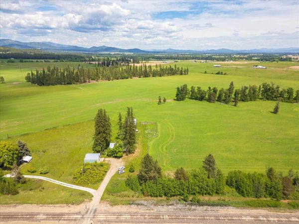 NKA Highway 395 S, Clayton, WA 99110