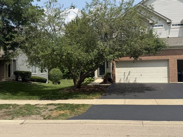 2250 STOUGHTON Drive , Unit 2250, Aurora, IL 60502