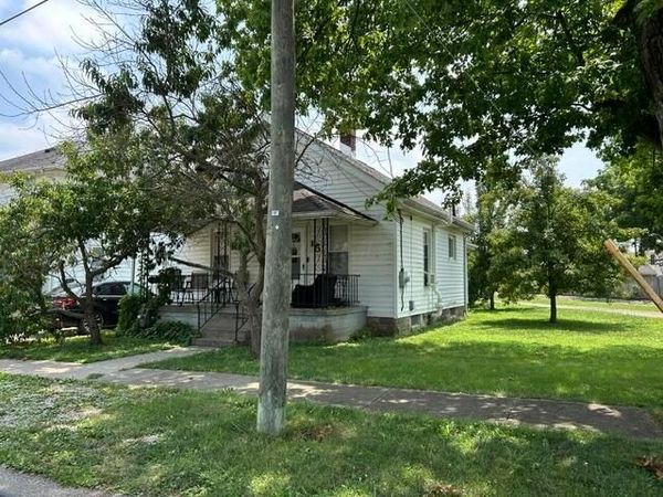 15 Bolton Avenue , Newark, OH 43055