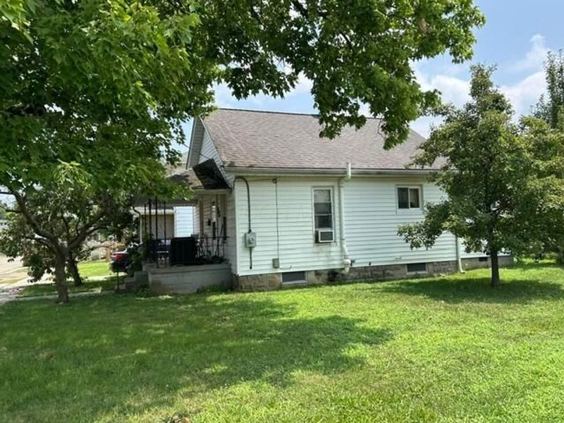 15 Bolton Avenue , Newark, OH 43055 Photo 2