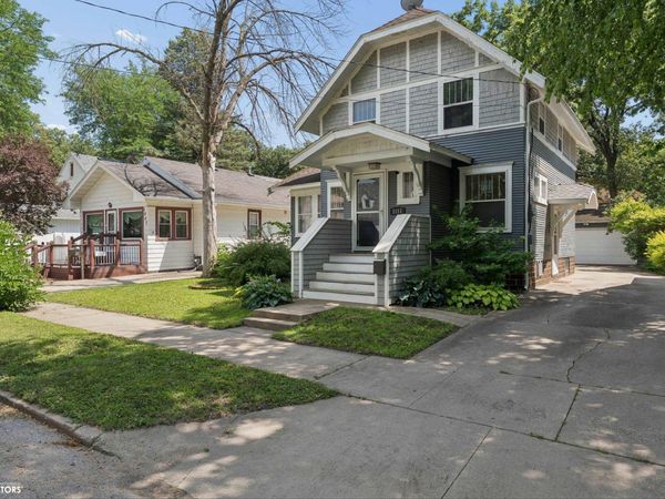 1011 2nd Street NW, Mason City, IA 50401