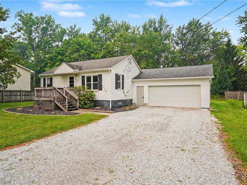 4819 Smith Road, Ravenna, OH 44266 Photo 1