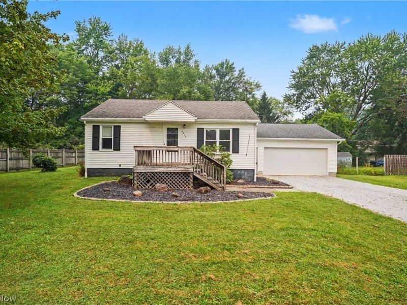4819 Smith Road, Ravenna, OH 44266 Photo 2
