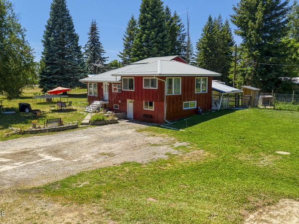 65085 Highway 2 , Bonners Ferry, ID 83805