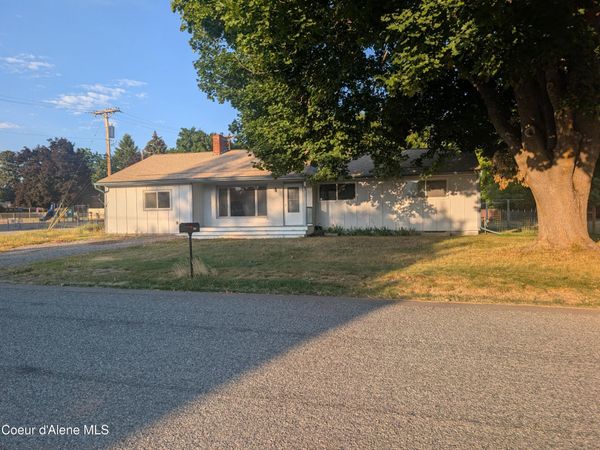 6725 Augusta ST , Bonners Ferry, ID 83805