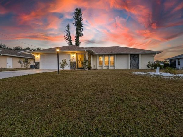 285 MARK TWAIN LANE, ROTONDA WEST, FL 33947