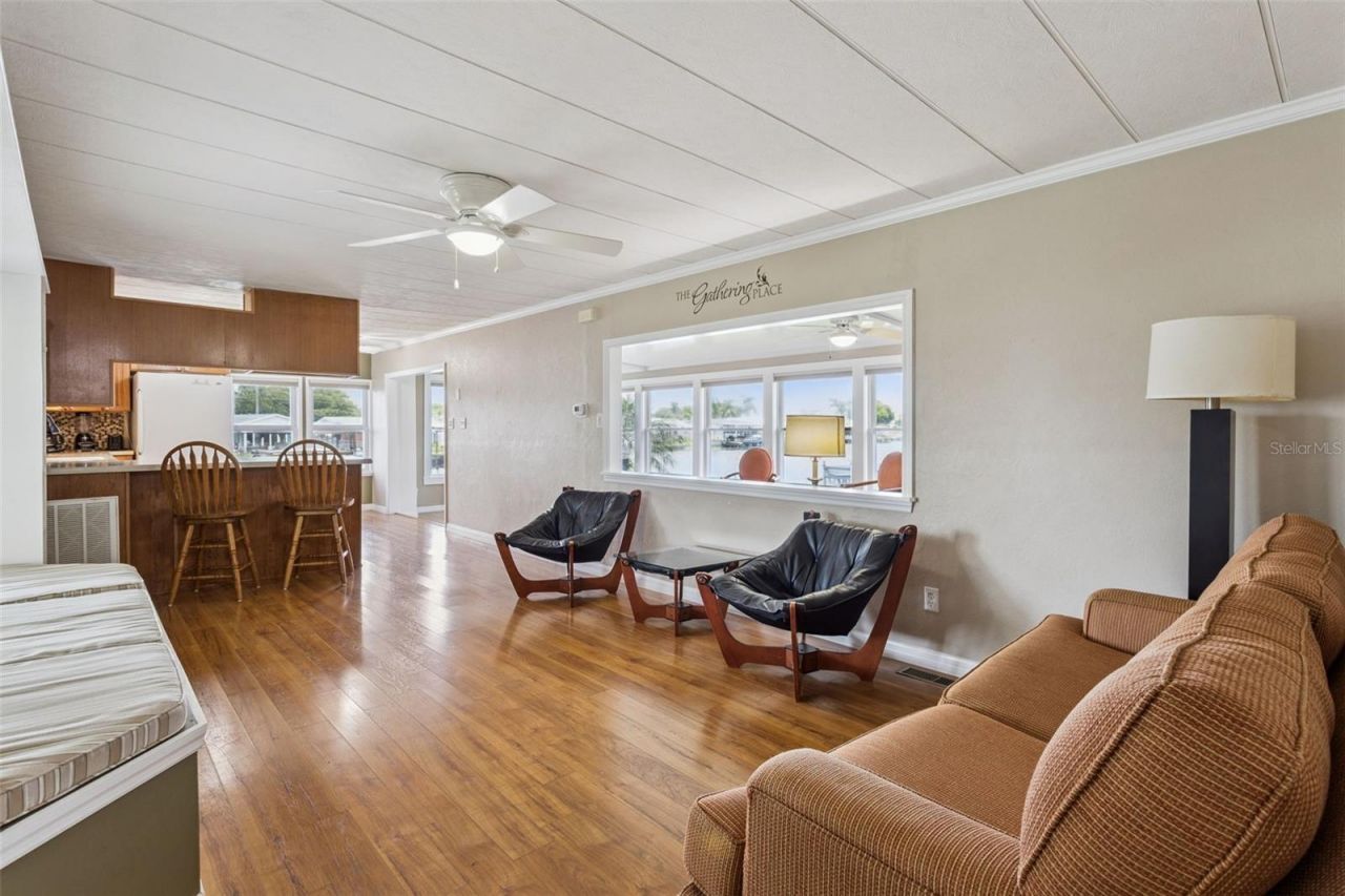 30127 Green Bay Drive , Tavares, FL 32778 Photo
