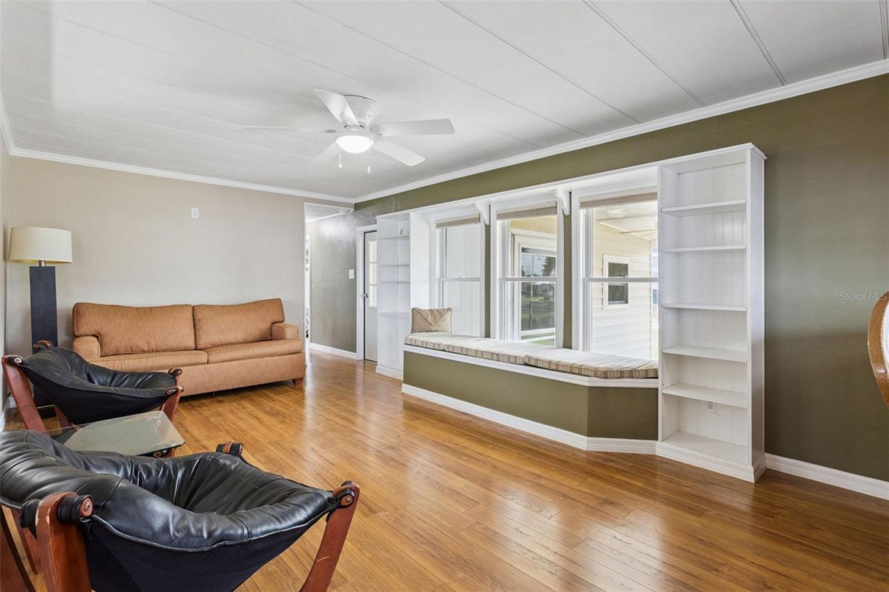 30127 Green Bay Drive , Tavares, FL 32778 Photo