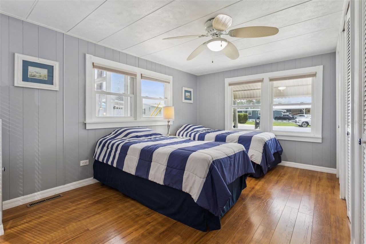 30127 Green Bay Drive , Tavares, FL 32778 Photo