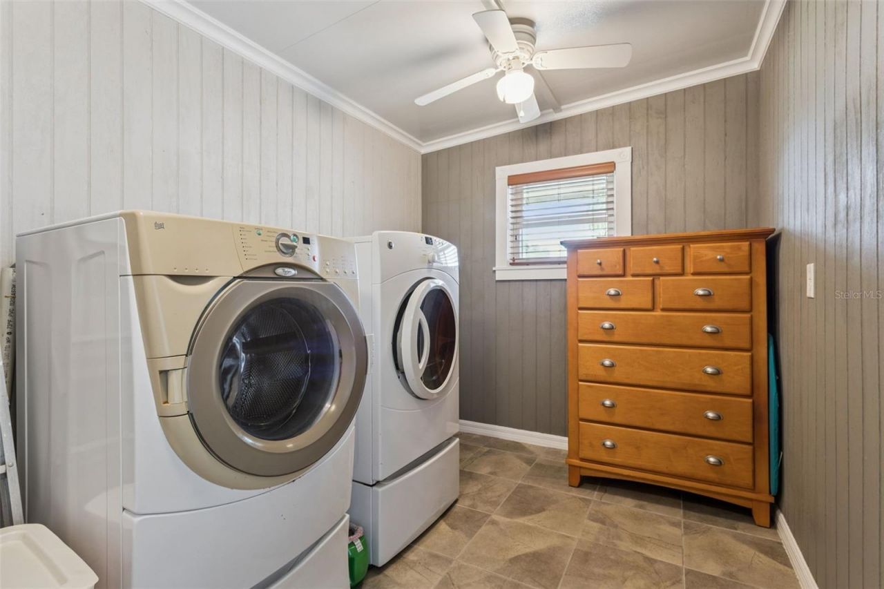 30127 Green Bay Drive , Tavares, FL 32778 Photo