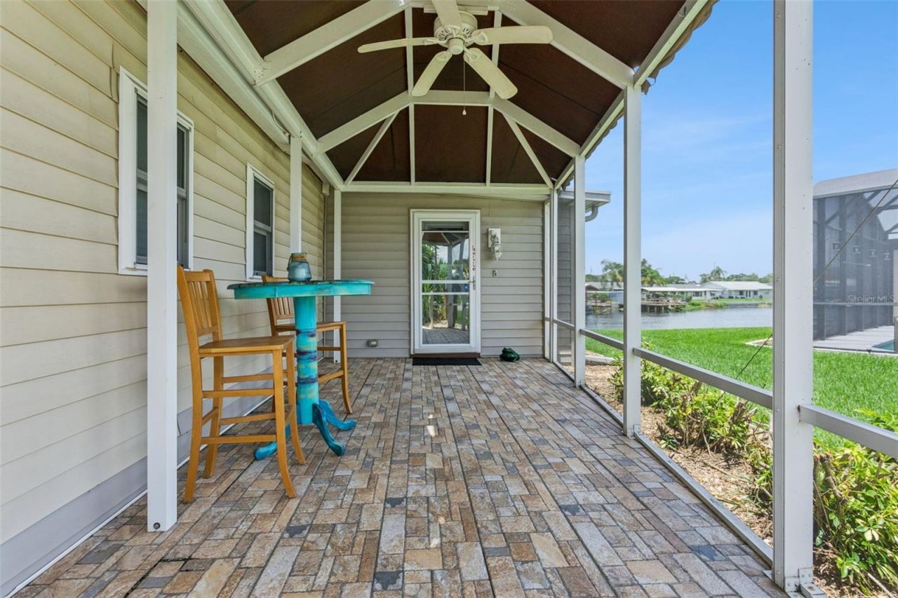 30127 Green Bay Drive , Tavares, FL 32778