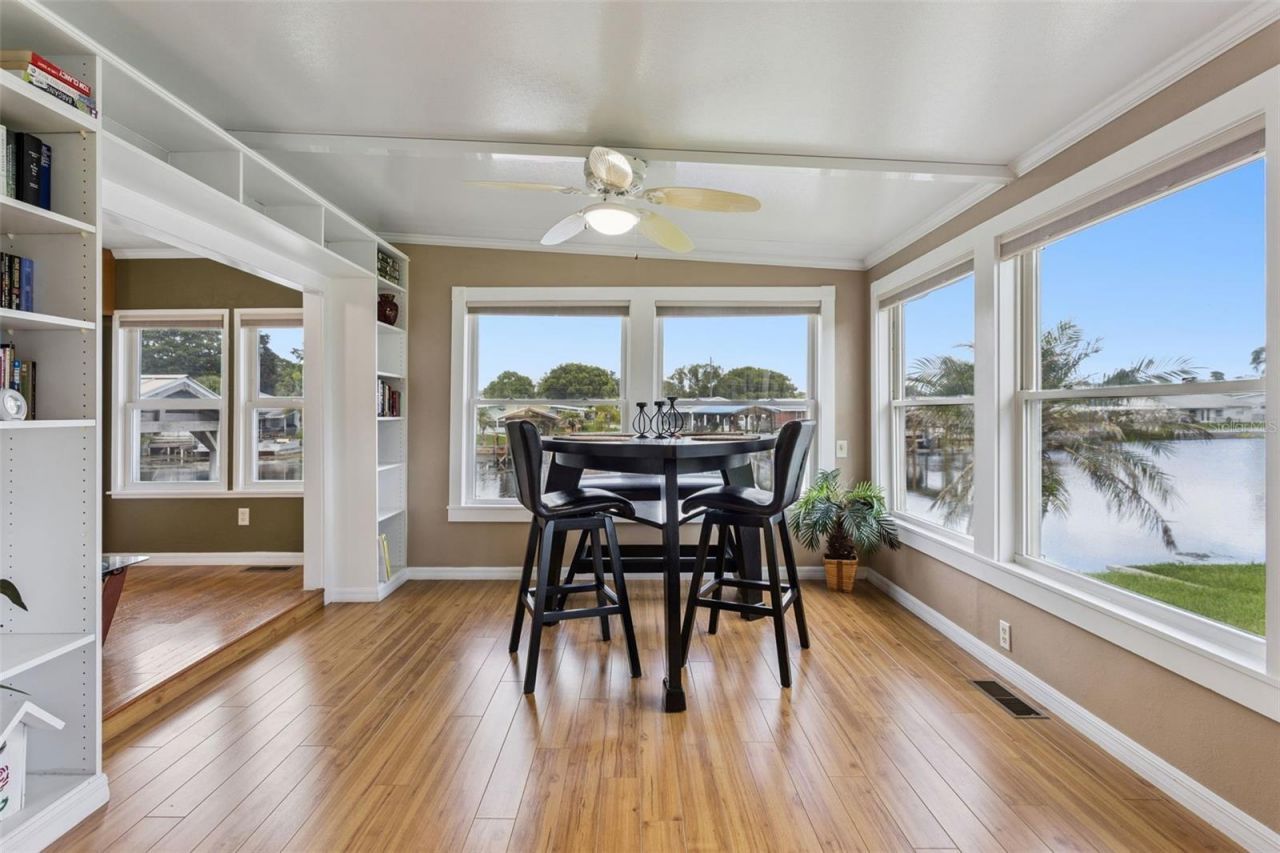 30127 Green Bay Drive , Tavares, FL 32778 Photo
