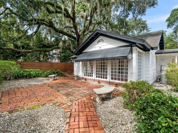 16 NW 20TH TERRACE , GAINESVILLE, FL 32603