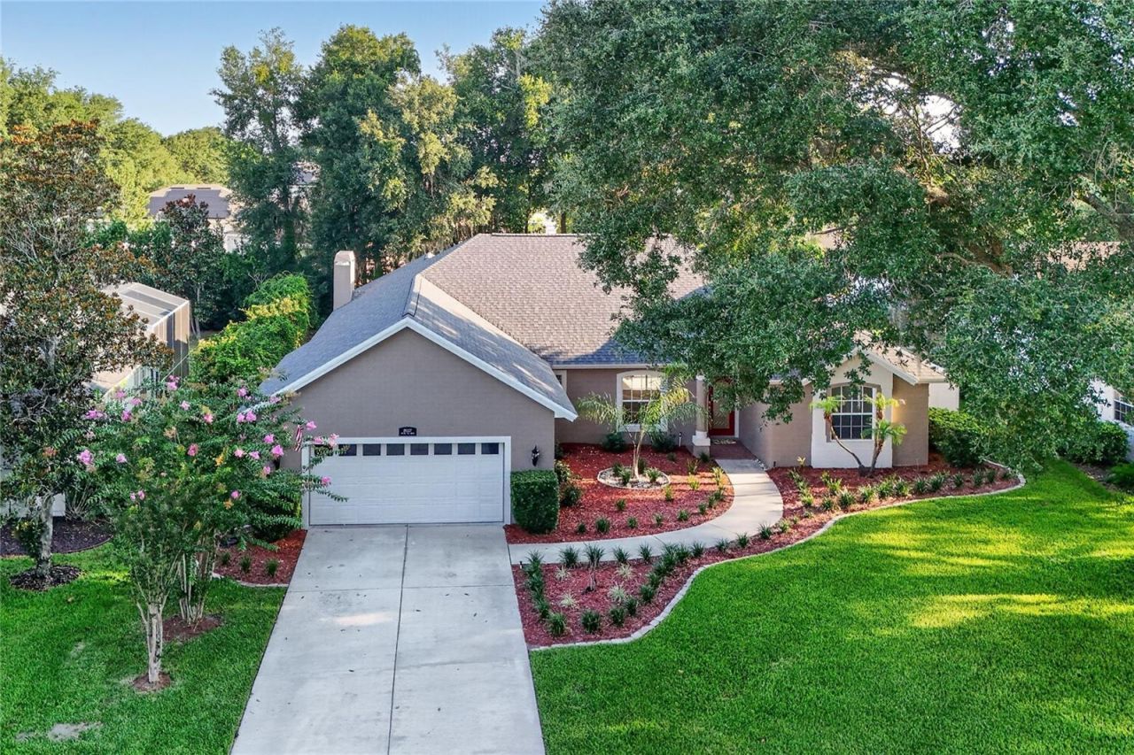 19337 Spring Oak Drive, Eustis, FL 32736 Photo