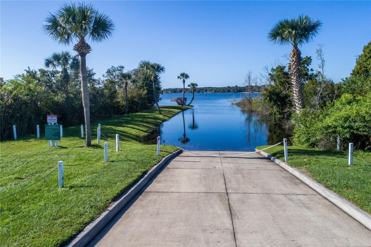 19337 Spring Oak Drive, Eustis, FL 32736 Photo