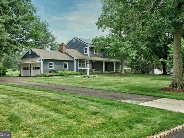86 KNICKERBOCKER DRIVE, BELLE MEAD, NJ 08502