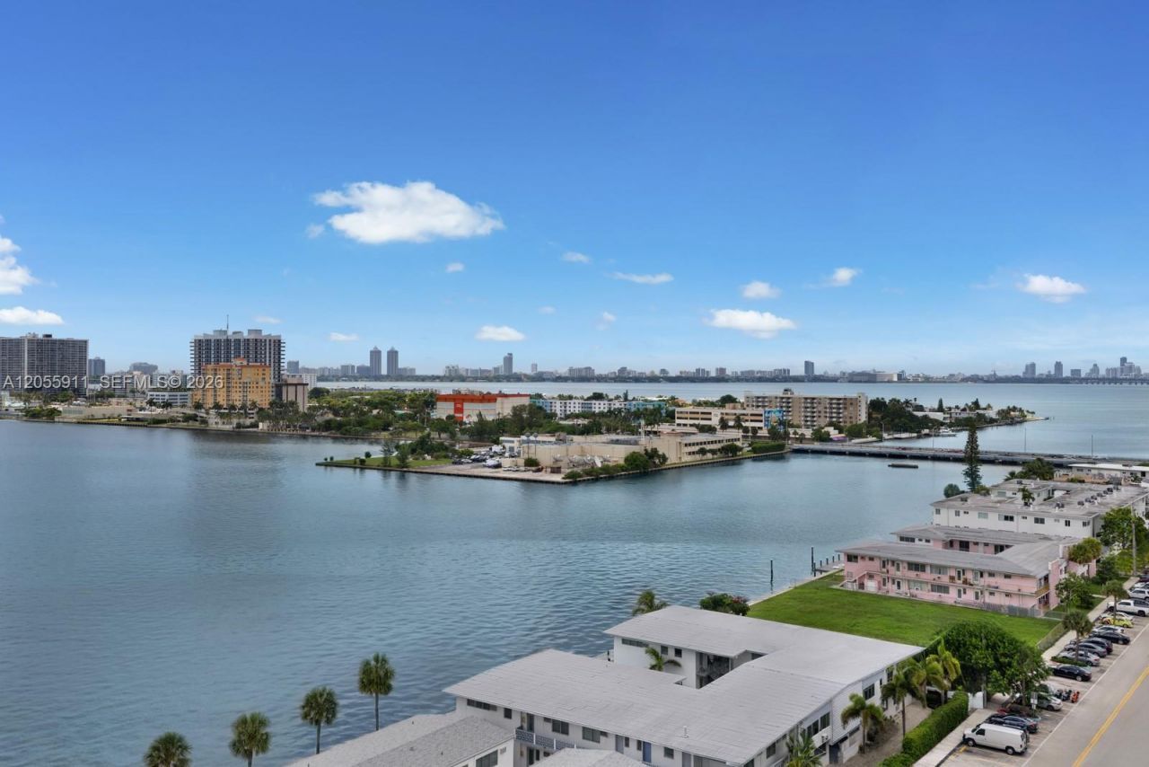 7930 East Dr, Unit 1208, North Bay Village, FL 33141 Photo
