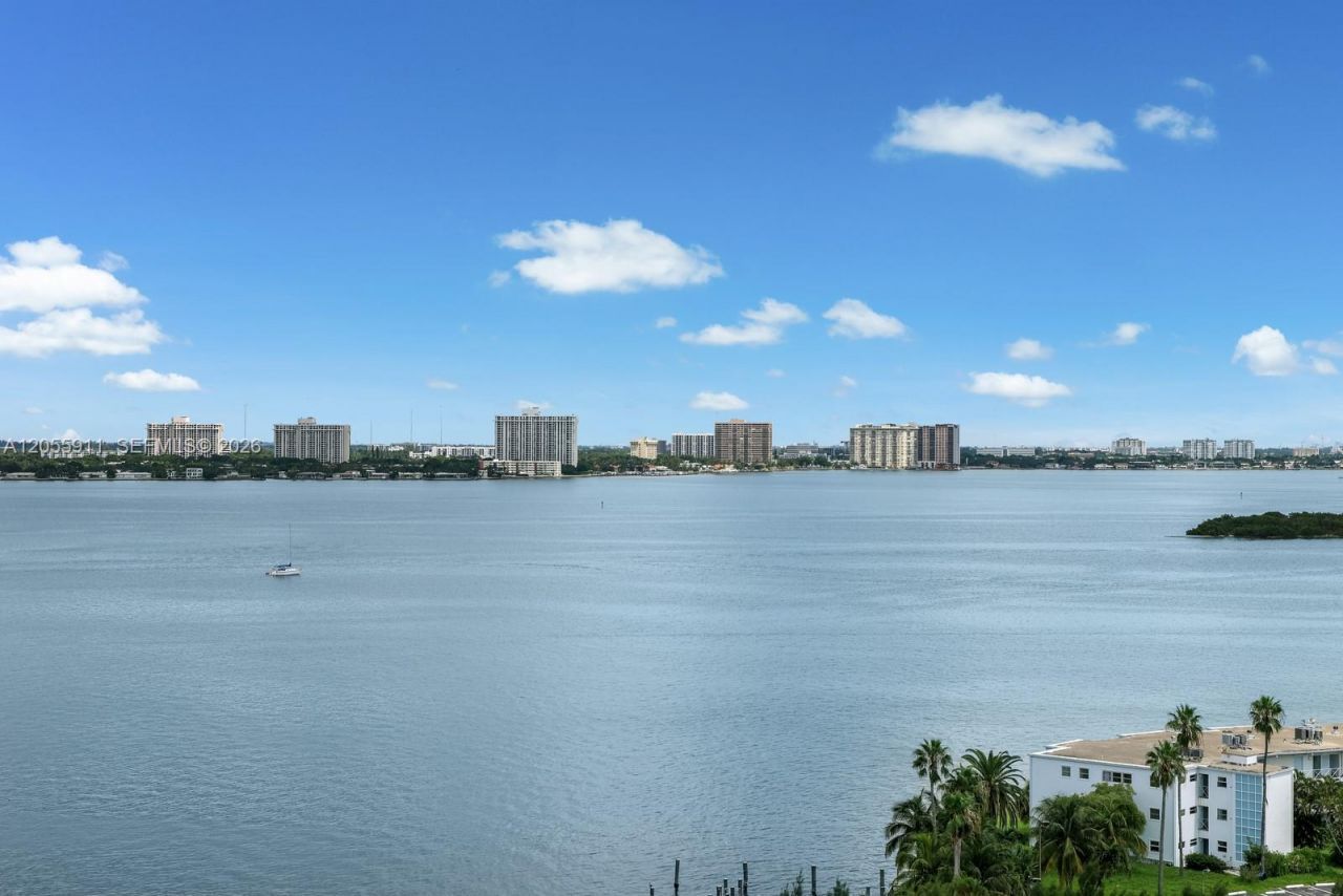 7930 East Dr, Unit 1208, North Bay Village, FL 33141 Photo