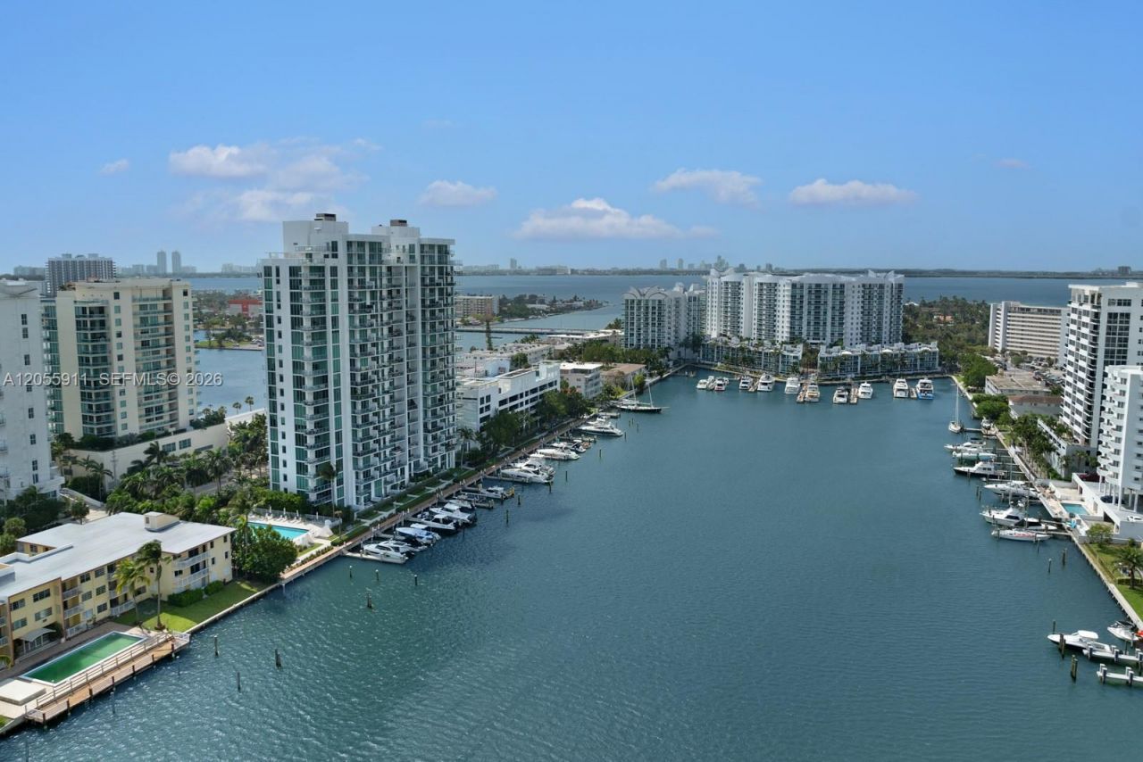7930 East Dr, Unit 1208, North Bay Village, FL 33141 Photo