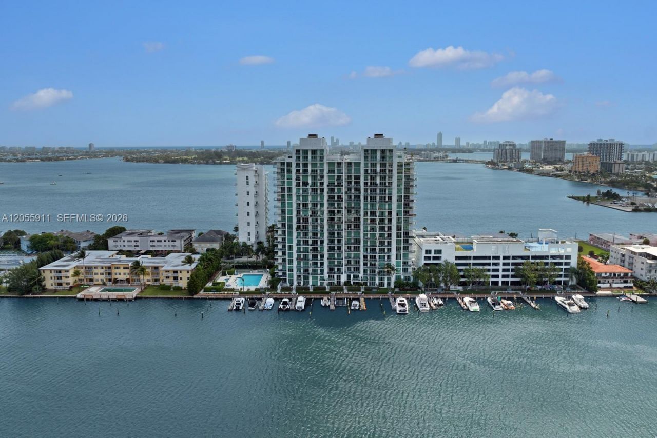 7930 East Dr, Unit 1208, North Bay Village, FL 33141 Photo