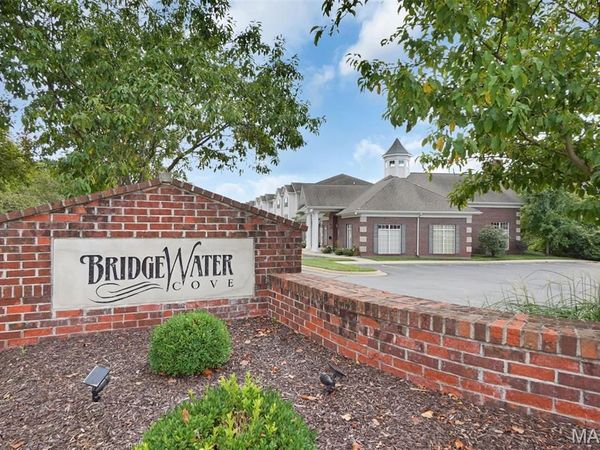 39 Kassebaum Lane, Unit 305, St Louis, MO 63129