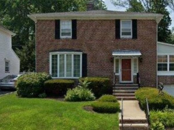 61 Holland Rd, South Orange, NJ 07079